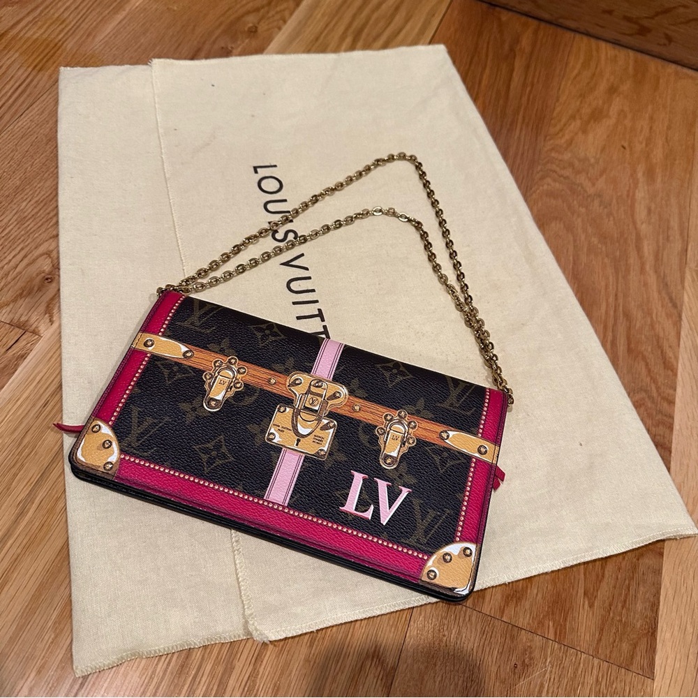 Louis Vuitton Summer Trunks Weekend Pochette chain Shoulder Bag EUC